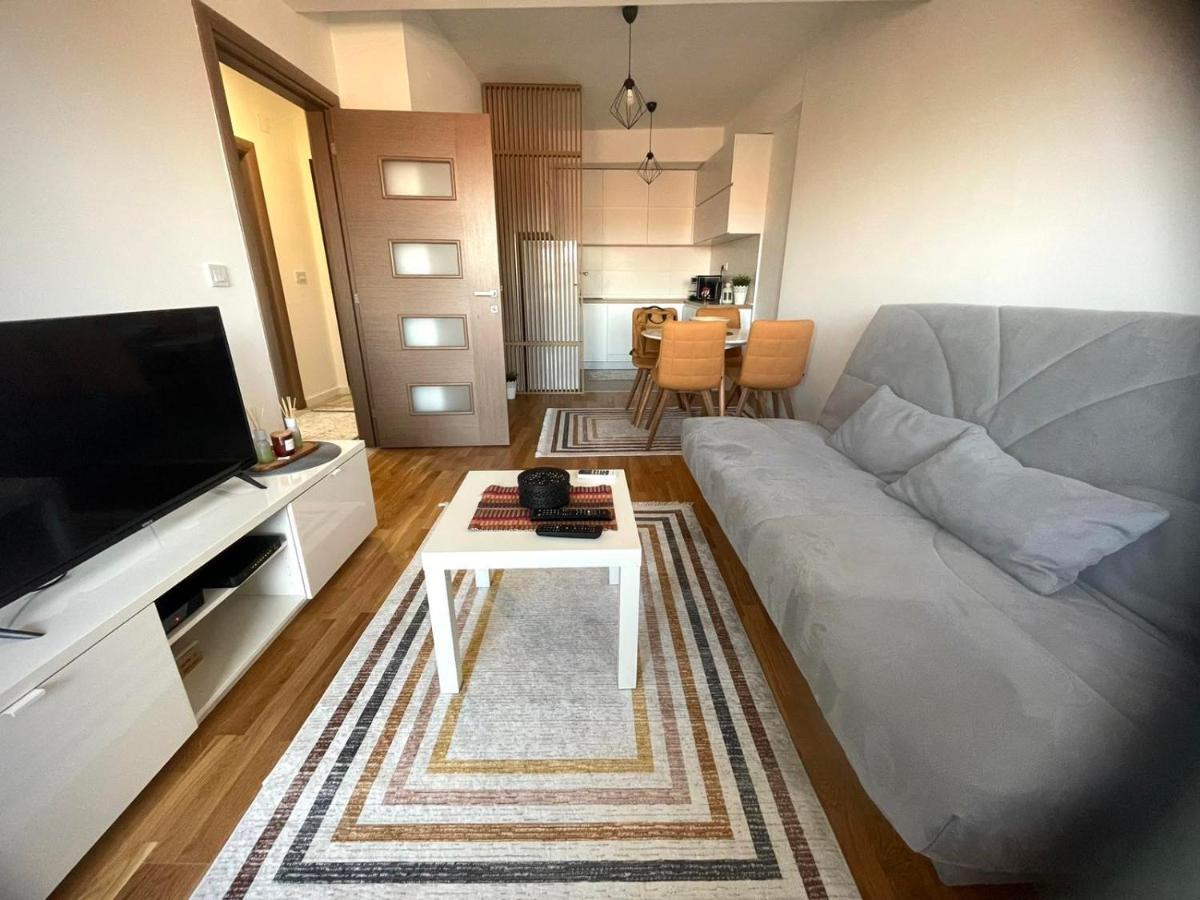 Apartman Nikol Kumanovo Esterno foto